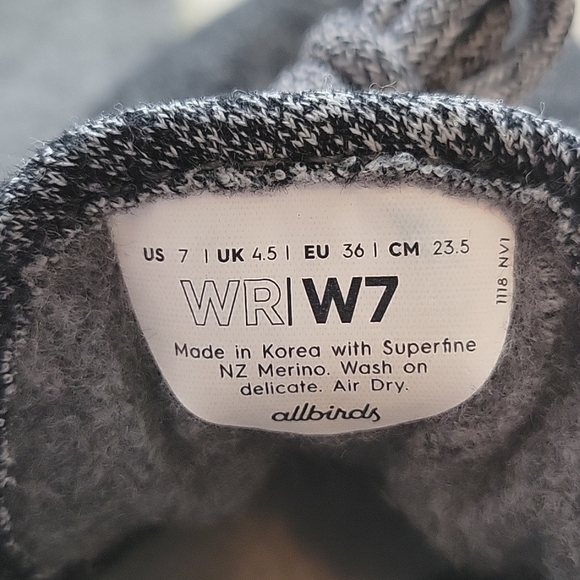 Allbirds Wool Runners Natural Grey/Lt Grey Sole | Womens Size 7 - Picture 14 of 15